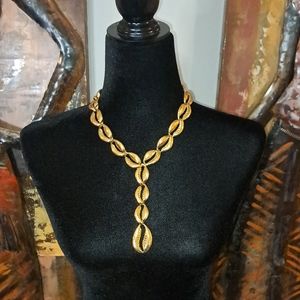Vtg Signed Coreen Simpson Gold Tone Adjustable Cowrie Shell Necklace 24in